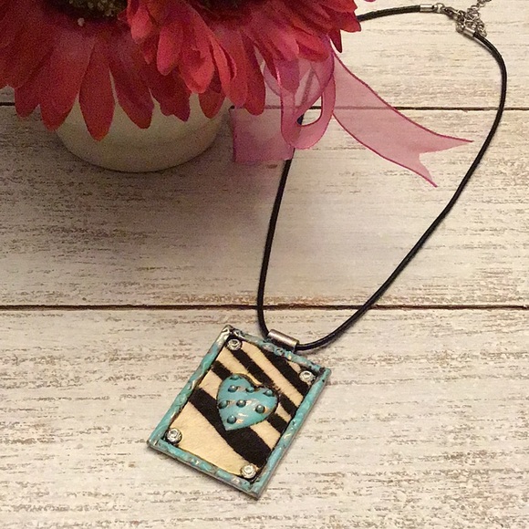 🌾[2/$28.00]🌾 Rectangular Necklace - Picture 4 of 7